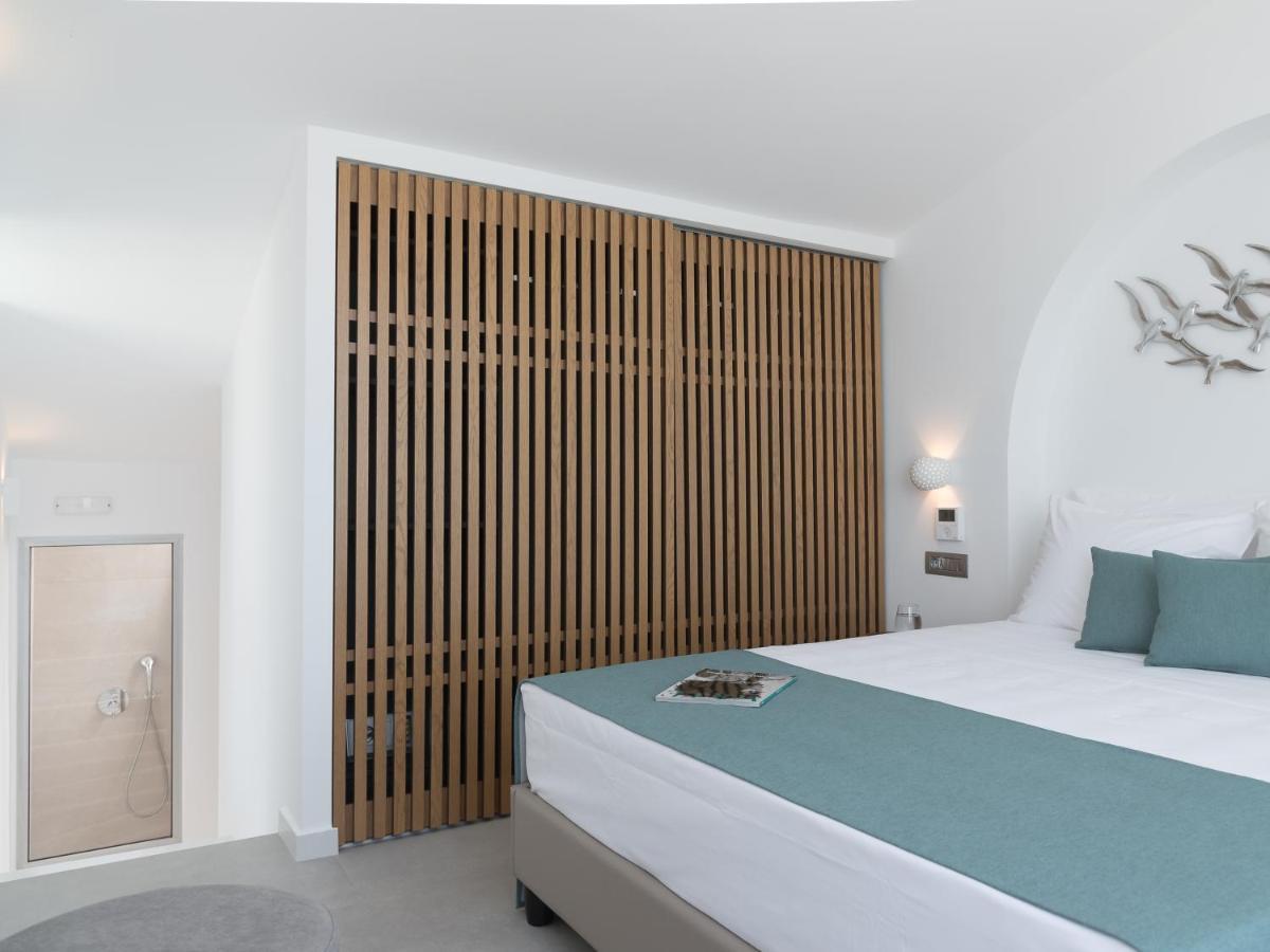 Zen Luxury & Suites, By Thinkvilla