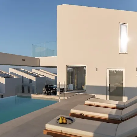 Zen Luxury Villas & Suites, By Thinkvilla Hersonissos  Exterior photo