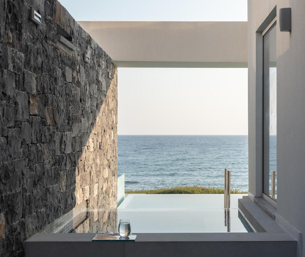 Zen Luxury & Suites, By Thinkvilla *
