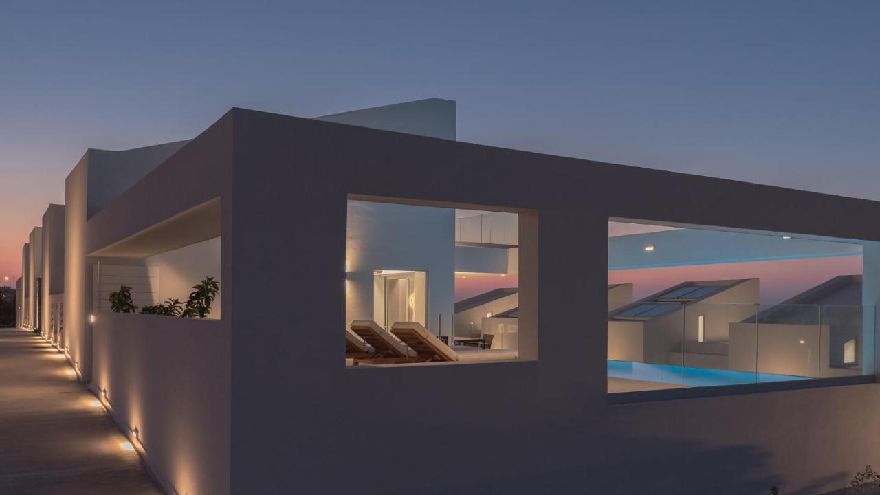 Zen Luxury & Suites, By Thinkvilla