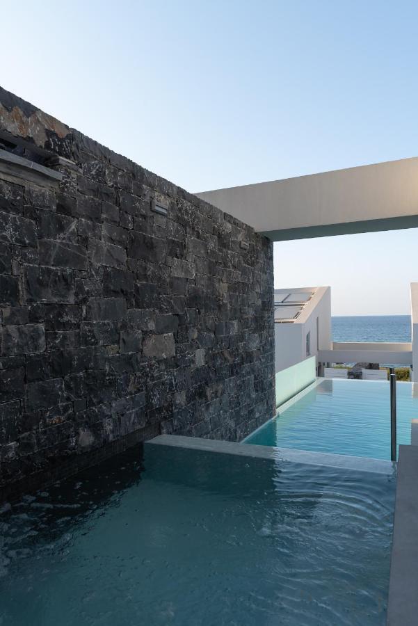 Zen Luxury & Suites, By Thinkvilla Villa *