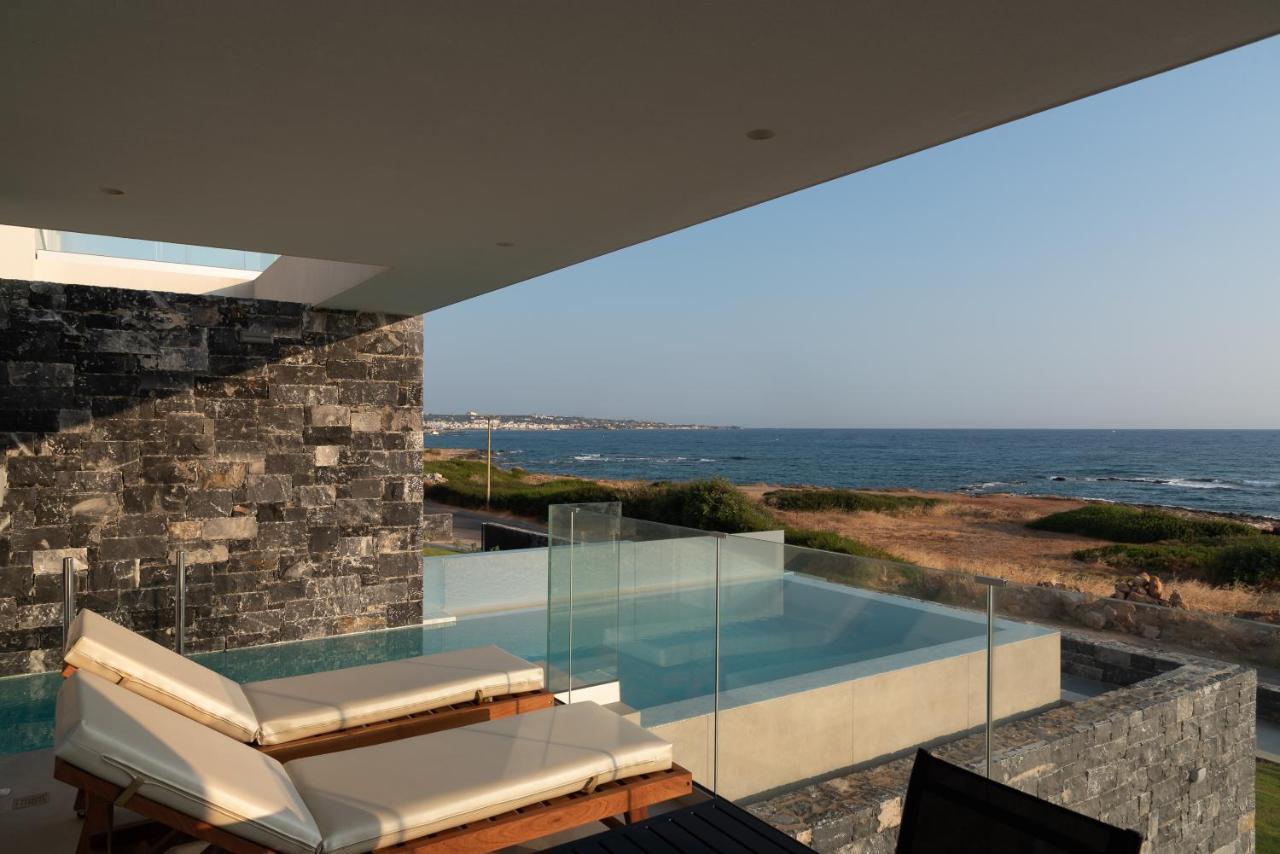 Zen Luxury & Suites, By Thinkvilla