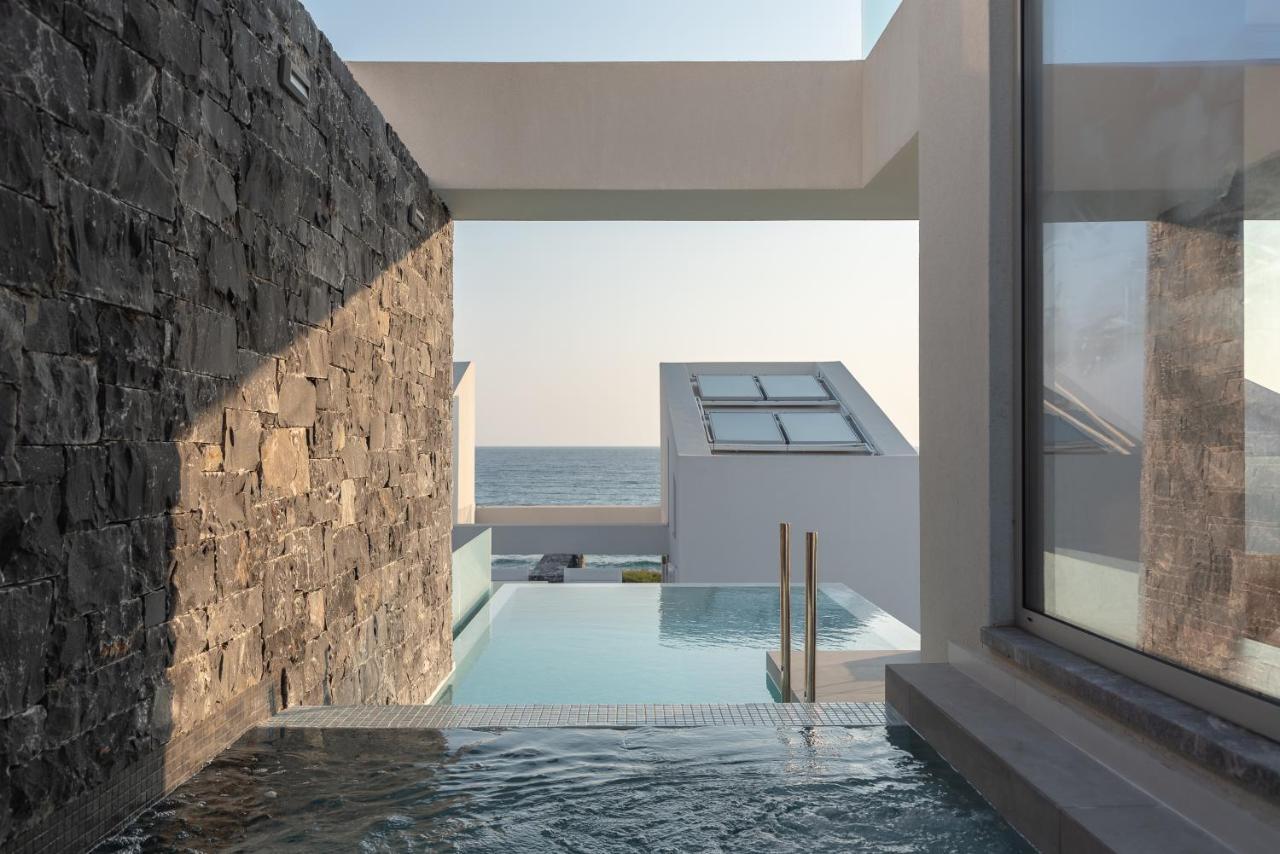 Zen Luxury & Suites, By Thinkvilla