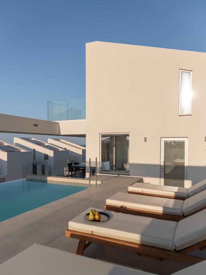Zen Luxury & Suites, By Thinkvilla Villa *