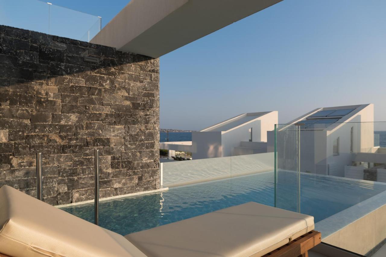 Zen Luxury & Suites, By Thinkvilla